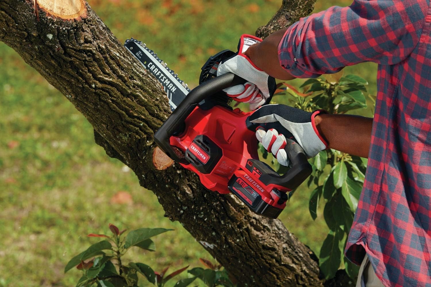 imageCRAFTSMAN V20 RP Cordless Chainsaw Powerful and Lightweight 12 Inch 5Ah Battery and Charger Included CMCCS630P14Ah Chainsaw Kit